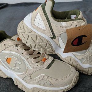 Champion TANK TRAK Cookie Butter Shoes Size 5